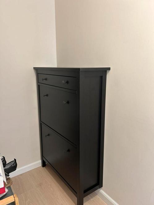 Te koop: IKEA Hemnes schoenenkast – zwart – €90, Huis en Inrichting, Kasten | Schoenenkasten, Ophalen of Verzenden