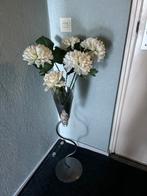 Standaard met vaas en bloemen, Huis en Inrichting, Woonaccessoires | Zuilen en Pilaren, Ophalen, Zo goed als nieuw