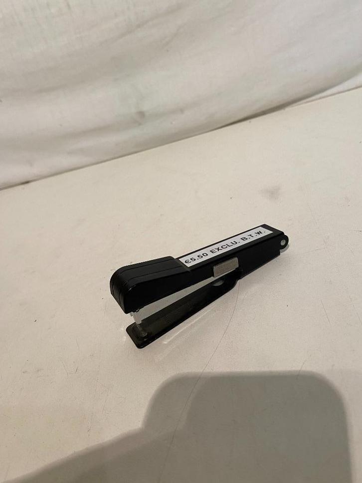 Klein nietapparaat, Diversen, Bureau-accessoires, Nieuw, Ophalen of Verzenden
