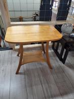 Bijzettafeltje in essenhout., Minder dan 50 cm, Gebruikt, 50 tot 100 cm, .
