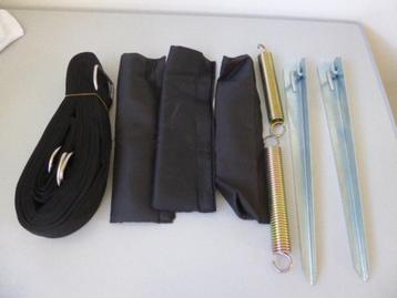 NIEUWE stormbandset voor over de hele tent. beschikbaar voor biedingen