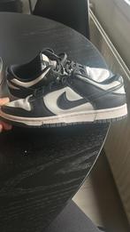 Nike Dunk Low Panda, Ophalen of Verzenden, Zo goed als nieuw, Zwart