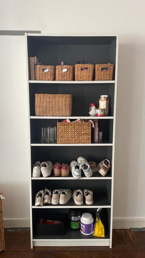 Billy boekenkast | wit en donkergrijs, Huis en Inrichting, Kasten | Boekenkasten, Gebruikt, 50 tot 100 cm, 200 cm of meer, 25 tot 50 cm