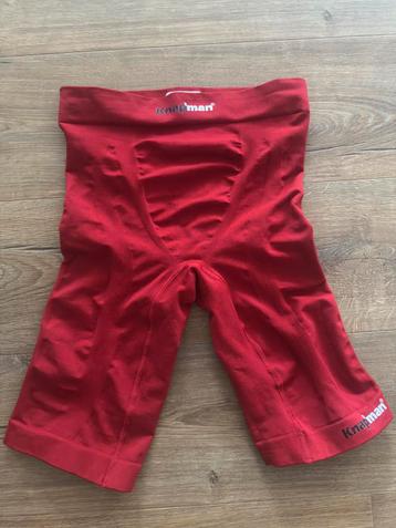 Knap'man Zoned Compression Short USP 45% rood beschikbaar voor biedingen