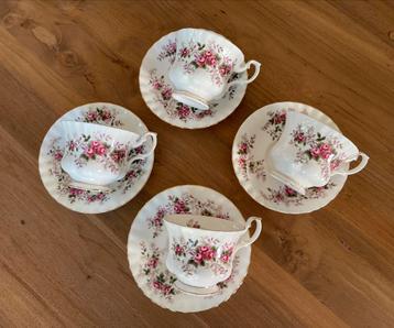 Royal Albert 4 koffie kop&schotel Lavender Rose beschikbaar voor biedingen