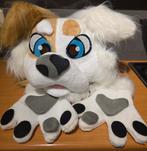 Nieuw furry hondenmasker met poten, Hobby en Vrije tijd, Ophalen of Verzenden, Nieuw, Handschoenen, Hoed of Pet