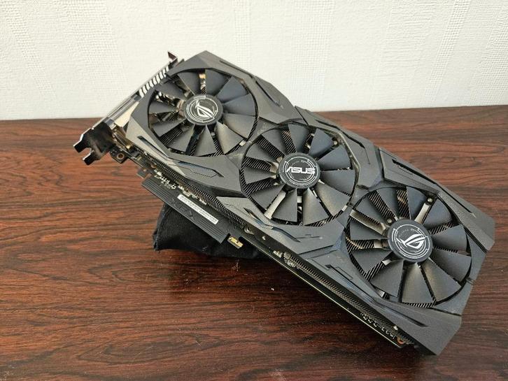 Asus Strix GTX 1070 GPU, Computers en Software, Videokaarten, Gebruikt, Nvidia, PCI-Express 3.0, GDDR5, HDMI, DisplayPort, Ophalen of Verzenden