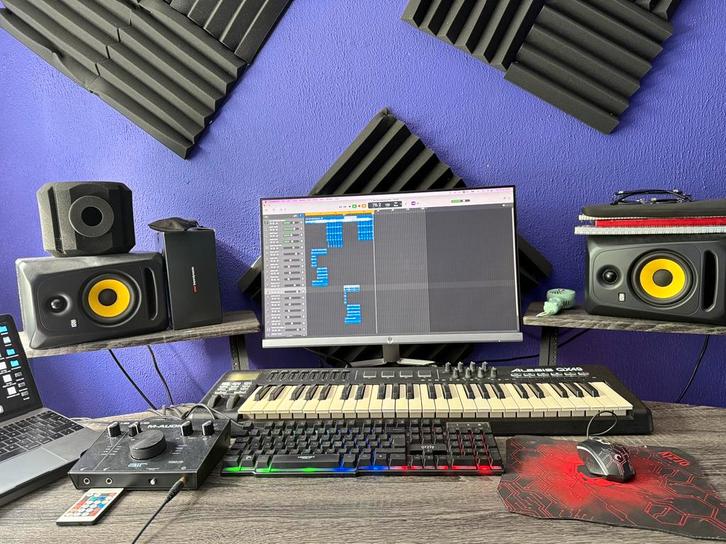 Complete Home Studio Setup – Premium Desk Included, Muziek en Instrumenten, Microfoons, Zo goed als nieuw, Studiomicrofoon, Ophalen