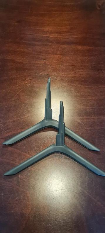 Samsung UE55TU8000 TV Voeten - BN63-18575/76 beschikbaar voor biedingen