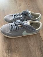 Nike grijze lage sneakers, maat 38, Nike, Gedragen, Grijs, Ophalen of Verzenden