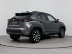 Toyota Yaris Cross 1.5 Hybrid 115 First Edition (bj 2025), 12 maanden, Stof, Gebruikt, 116 pk