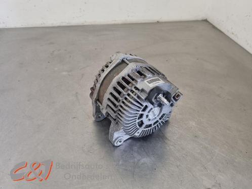 Dynamo van een Renault Trafic, Auto-onderdelen, Motor en Toebehoren, Renault, Gebruikt, 3 maanden garantie, Ophalen of Verzenden