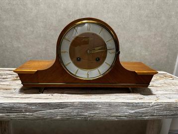 Vintage Junghans  jaren 30 Mantelklok beschikbaar voor biedingen