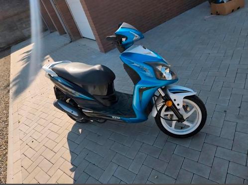 Sym Jet4 25km 2-takt.J 2013 Erste eigenaar, Fietsen en Brommers, Scooters | SYM, Ophalen