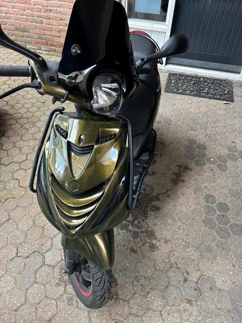 Piaggio Zip iget 2020, Fietsen en Brommers, Scooters | Piaggio, Gebruikt, Zip, Maximaal 45 km/u, Benzine, Ophalen