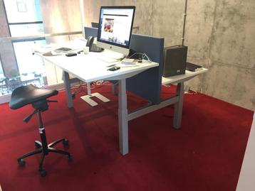 Dutch green hoog laag bureau  beschikbaar voor biedingen