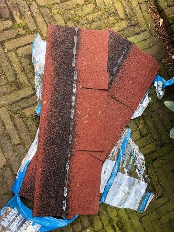 Glasvlies bitumen dakshingles beschikbaar voor biedingen