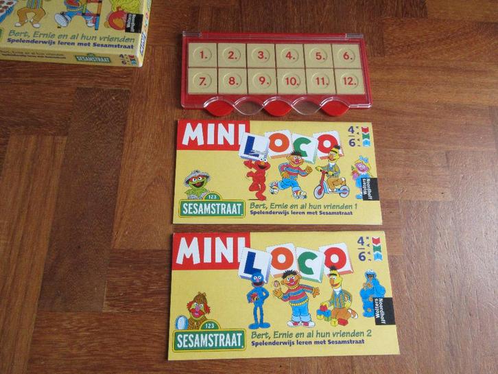 Loco Mini : doos + 2 boekjes Sesamstraat, Kinderen en Baby's, Speelgoed | Educatief en Creatief, Gebruikt, Puzzelen, Ontdekken