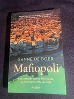 Boek: Mafiolpoli – Sanne de Boer., Ophalen of Verzenden, Gelezen, Sanne de Boer. 