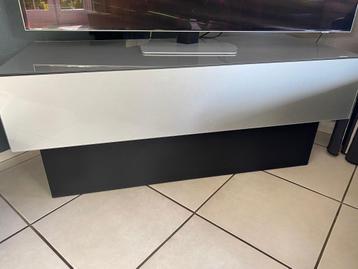 TV meubel Spectral Brick grijs met glas en deur beschikbaar voor biedingen