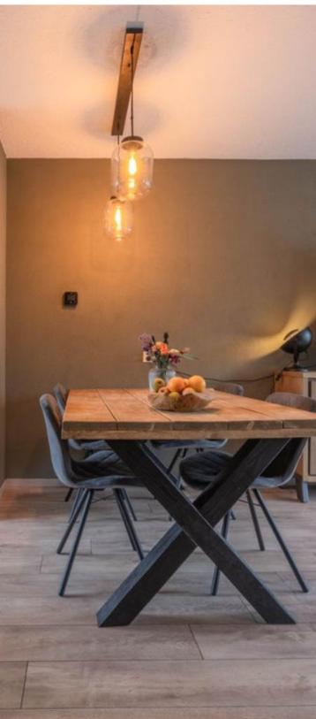 hanglamp beschikbaar voor biedingen