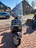 Vespa als nieuw, Fietsen en Brommers, Scooters | Vespa, Ophalen, Zo goed als nieuw