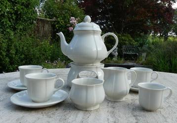 V & B MANOIR Nieuw Villeroy & Boch Manoir Servies beschikbaar voor biedingen