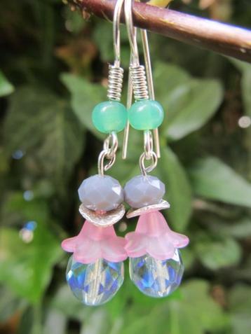 Oorbellen Suus acry kelk-glas facet-aventurijn verzilverd beschikbaar voor biedingen