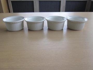 Royal creamware recamier 4  soufleschaaltjes D10cm H5cm beschikbaar voor biedingen
