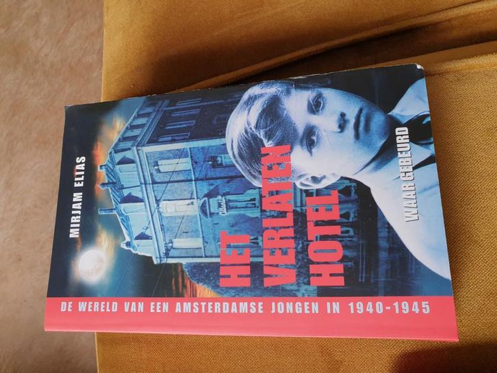 M. Elias - Het verlaten hotel, Boeken, Kinderboeken | Jeugd | 13 jaar en ouder, Zo goed als nieuw, Ophalen of Verzenden