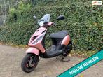 Piaggio Zip SP ROSE GOLD 45km Lopende LED BETAAL met in3, Gebruikt, Zip, P, Info@piaggio.nl