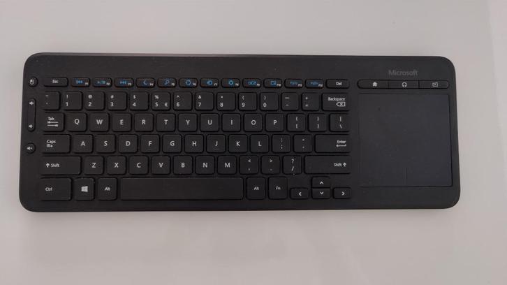 Microsoft All-in-one media keyboard (QWERTY) - Black, Computers en Software, Toetsenborden, Zo goed als nieuw, Qwerty, Draadloos