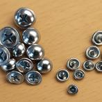 Bolle kop spijkers - Chroom 12mm, Duitsland, https://www.motorman.nl/zoek-uw-product/diversen-accessoires-1/bouten-moeren-spijkers