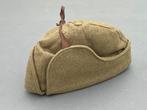 Canadese Winter Pet gestempeld 1940, Ophalen of Verzenden, Nederland, Helm of Baret