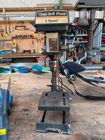 Kolom boormachine., Doe-het-zelf en Verbouw, Gereedschap | Boormachines, Ophalen of Verzenden, Zo goed als nieuw, Boormachine