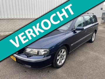 Volvo V70 2.4 Edition II NIEUWE APK ! beschikbaar voor biedingen