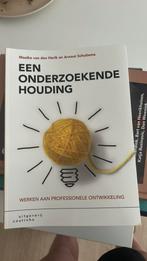 Maaike van den Herik - Een onderzoekende houding, Ophalen, Maaike van den Herik; Arnout Schuitema, Zo goed als nieuw, Nederlands