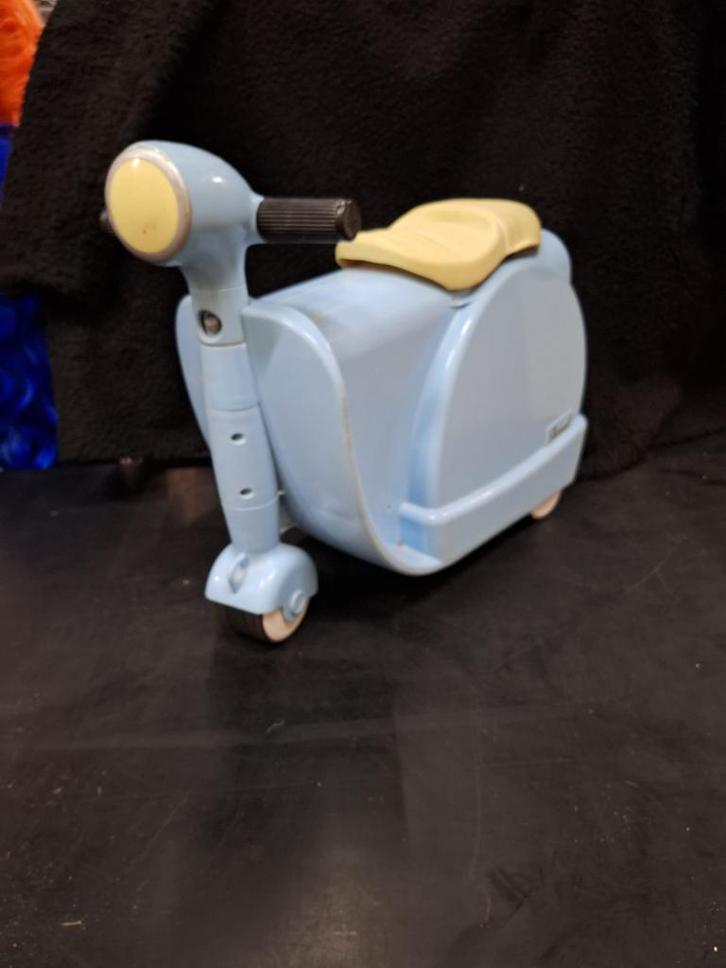 KINDERKOFFER EN LOOPFIETS TEGELIJK, Kinderen en Baby's, Speelgoed | Buiten | Voertuigen en Loopfietsen, Gebruikt, Loopfiets, Ophalen of Verzenden