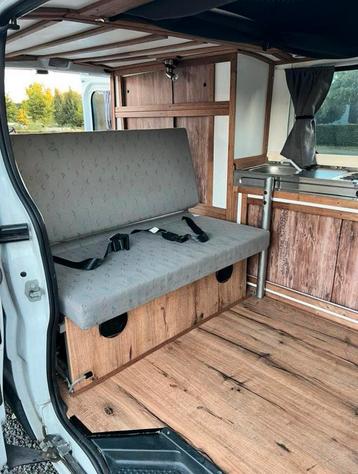 Zit/slaapbank, zit en slaapbank camperbus beschikbaar voor biedingen