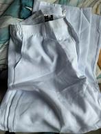 Gratis Witte en rode pantalons 52/56, Ophalen, Zo goed als nieuw, Maat 52/54 (L)