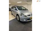 Mitsubishi Grandis 2.4-16V InSport,Airco Automaat ,7personen, Auto's, Mitsubishi, Parkeersensor, 7 stoelen, Bedrijf, 93 €/maand