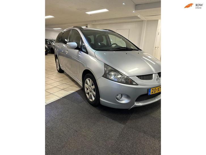 Mitsubishi Grandis 2.4-16V InSport,Airco Automaat ,7personen, Auto's, Mitsubishi, Bedrijf, Te koop, Grandis, ABS, Airbags, Airconditioning