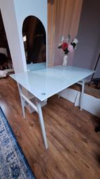 GRATIS - Glazen bureau met Wit Onderstel, Huis en Inrichting, Ophalen, Zo goed als nieuw