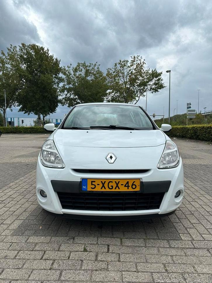 Renault Clio 1.2 TCE 5-DRS 2011 Wit, Auto's, Renault, Bedrijf, Clio, Benzine, B, Hatchback, Handgeschakeld, Geïmporteerd, Wit