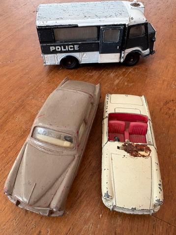 Vintage Dinky Toys – 3 Klassieke Modellen beschikbaar voor biedingen