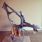 Gezocht: Kawasaki 125 04/08 frame + achterbrug, Motoren, Ophalen