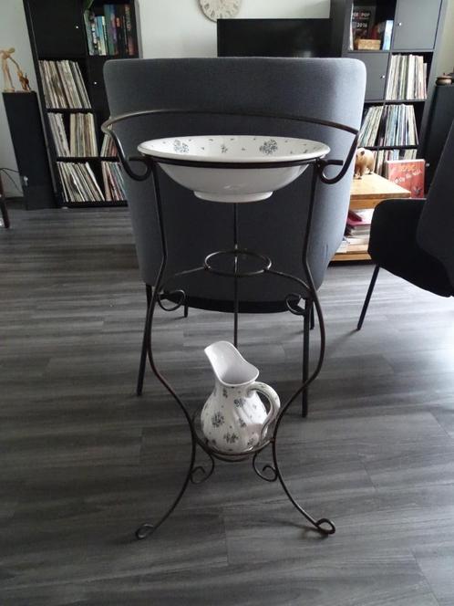 Wastafel, met waskom en waterkan Vintage look, Antiek en Kunst, Curiosa en Brocante, Ophalen