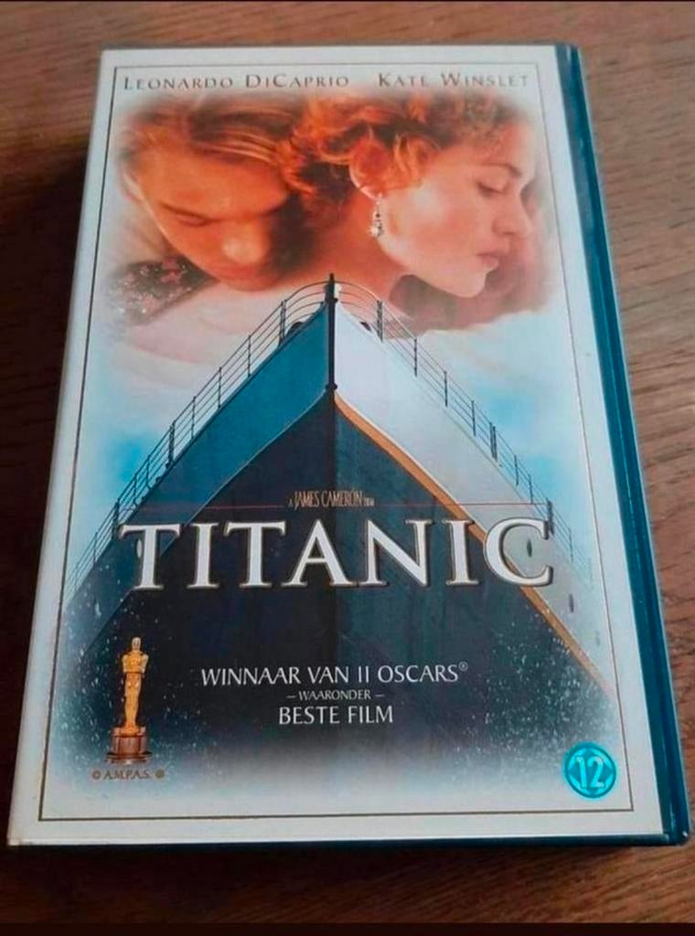 Titanic videoband. James Cameron. Leonardo DiCaprio., Vanaf 12 jaar, Ophalen of Verzenden, Gebruikt, Drama