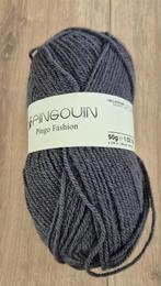 Pinguïn. Breigaren. 1 Bol. Grijs., Ophalen of Verzenden, Nieuw, Breien of Haken, Wol of Garen