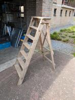 Vintage antiek houten schilderstrap, Doe-het-zelf en Verbouw, Ladders en Trappen, Gebruikt, Ophalen of Verzenden, Trap, Opvouwbaar of Inschuifbaar